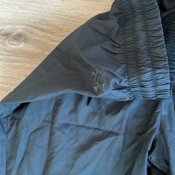 Under Armour
Project Rock Brahma Trousers women size medium also have  jacket - Picture 8 of 11